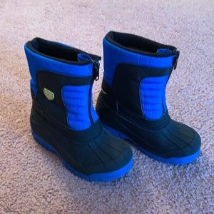 Arctic Shield Kids Boots Size 12